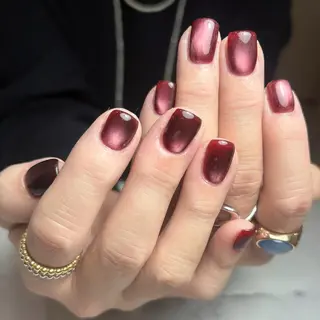 ネイル ソルネイルアンドアイラッシュ所属・山田 茉世のネイルデザイン