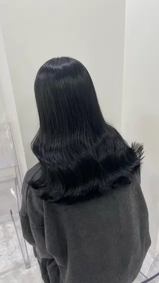 ロング カラー 韓国暗髪🩶レイヤー 🩶hayatoのヘアスタイル