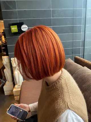 カラー 中井 一葉のヘアスタイル