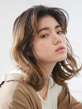 セミロング NYLON. 柏店所属・お悩み解決美容師🩷 ♠️ベテランそめやのヘアスタイル