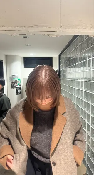 ショート カラー Shion/ レイヤー/髪質改善のヘアスタイル