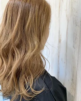 ロング カラー HAIR&MAKE.sia所属・心斎橋ボブ 好原良真のヘアスタイル