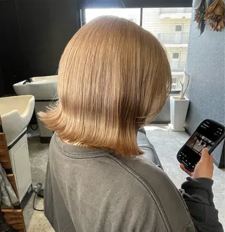 カラー 西村 桃花のヘアスタイル