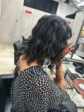 ミディアム カラー パーマ 🟢ボブパーマ/ハー ドパーマ/大西🟢のヘアスタイル