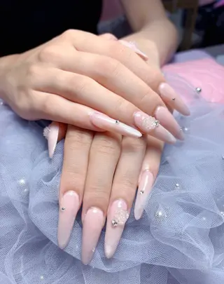 ネイル CHOU Iのネイルデザイン