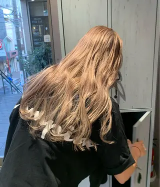 ロング 【髪質改善🌿】木本 志歩のヘアスタイル