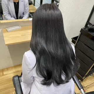 ロング カラー オリーブカラー 特化　　kaiのヘアスタイル