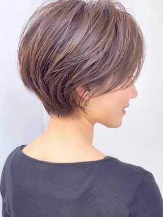 ショート カラー i.+sapporo所属・ショート/レイヤー /札幌/小山内のヘアスタイル