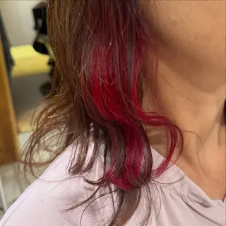 カラー エムプラス ヨツバコ店所属・鈴木 淑莉のヘアスタイル