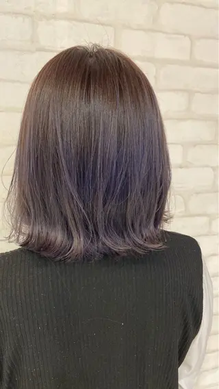 ミディアム カラー vis fleur 日暮里所属・早坂 紅葉のヘアスタイル