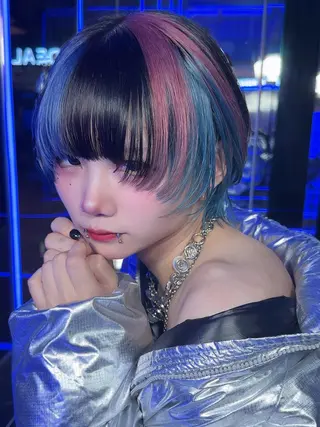 ショート こうき/縮毛ブリーチ デザイン/レイヤーのヘアスタイル