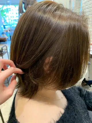 カラー Rina🪄 韓国風レイヤーcutのヘアスタイル