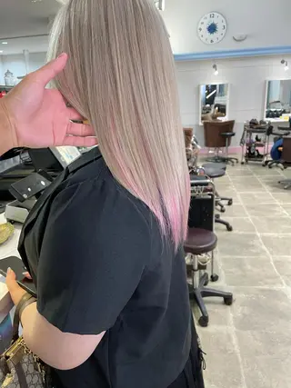 ロング Lit所属・Lit.豊橋 夏目のヘアスタイル