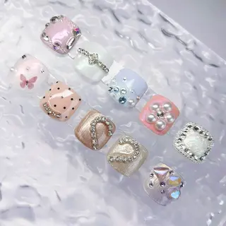 ネイル Yudia🦋 azuのネイルデザイン