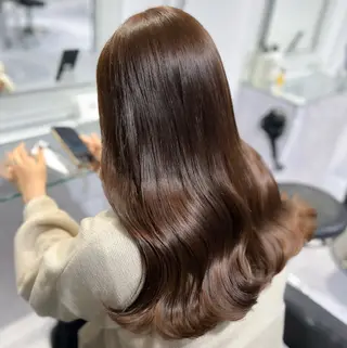 ロング カラー 🫧うる艶トレンド 🫧透明感カラーのヘアスタイル