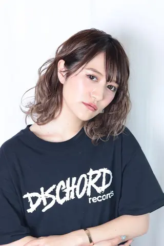 ミディアム ⛑️髪質改善請負人 ⛑️ヤマザキタカヒトのヘアスタイル