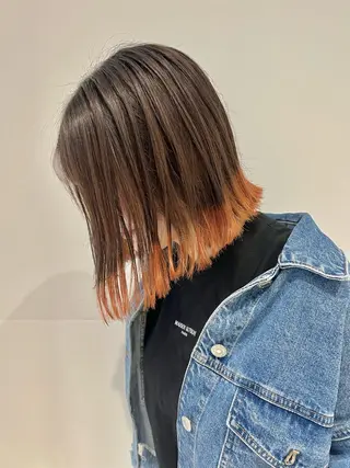 ミディアム カラー 宮永 智香のヘアスタイル