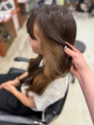 ロング なんば／難波🇰🇷 YUHOのヘアスタイル