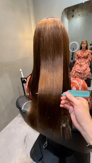 ロング パーマ 【レイヤーカット】 関根【コテ巻パーマ】のヘアスタイル