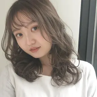 ミディアム カラー 宮本 聖希のヘアスタイル