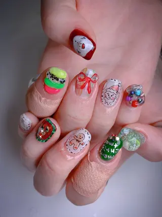 ネイル JINI NAIL所属・ジニ ネイルのネイルデザイン