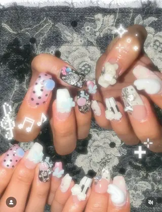 ネイル kana/モード ・グランジ໒꒱のネイルデザイン