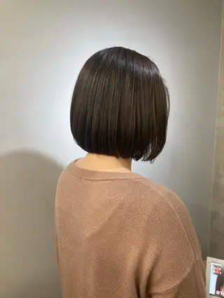 ショート カラー ブリーチ&似合せボブ 田中寛十のヘアスタイル