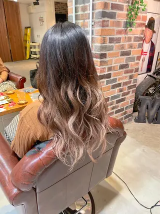 ロング カラー パーマ ヘアアレンジ メンズ キッズ ネイル マツエク・マツパ アイブロウ ⭐️ハイクオリティ カラー杉本雄志⭐️のヘアスタイル