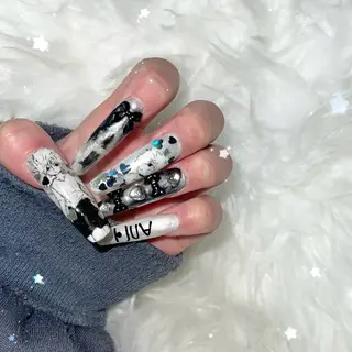 ネイル 𝑵𝑰 𝑲𝑶のネイルデザイン