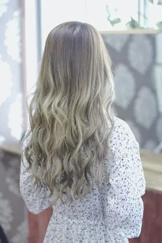 ロング カラー Crystal 船橋のヘアスタイル