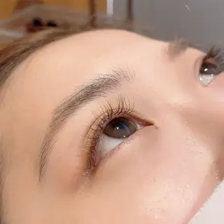 マツエク・マツパ 髪の修復専門サロン Deux Age所属・Eye Lash Age 吉田店のマツエク・マツパデザイン