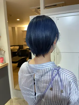 ショート カラー akane .のヘアスタイル