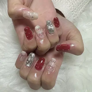 ネイル シュシュ 🎀 girly nailのネイルデザイン