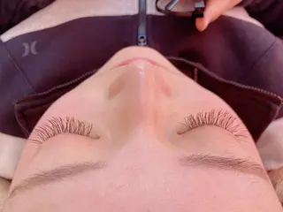 マツエク・マツパ ホウ エンのネイルデザイン