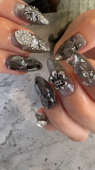 ネイル my&所属・my&_ maimiのネイルデザイン