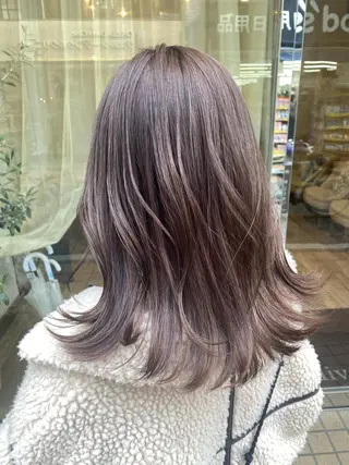 セミロング カラー 宮内 真乃のヘアスタイル