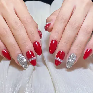 ネイル yu ri 🌹のネイルデザイン