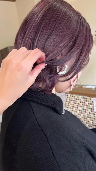 ショート カラー 中村 友香のヘアスタイル