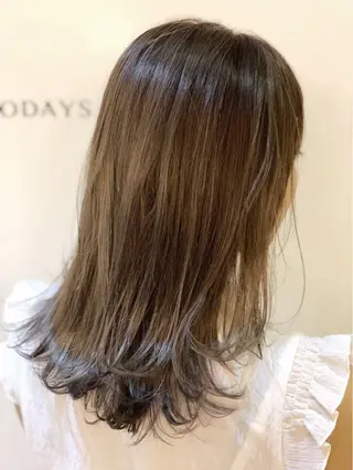 ミディアム EIGHT 船橋のヘアスタイル