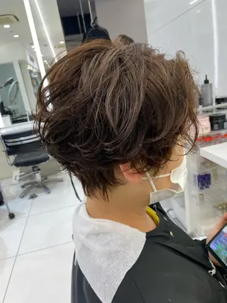 ショート パーマ 高橋 沙央のヘアスタイル