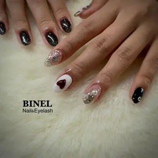 ネイル BINEL REINAのネイルデザイン