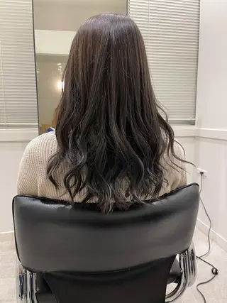 セミロング GO TODAY SHAiRE SALON原宿店所属・GO TODAY シェアサロンのヘアスタイル