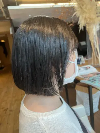 ショート BEACH　HAIR&NAIL所属・両国駅徒歩1分⭐️ アイロン仕上げのヘアスタイル