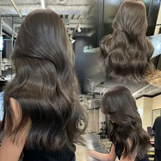 ロング カラー オリーブベージュ 🫒🩶Rianaのヘアスタイル