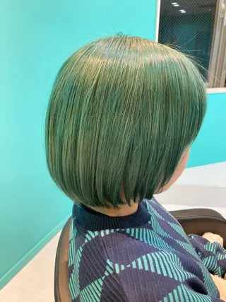 ミディアム カラー 🫧透明感✨ブリーチ 💫ダメージレス🫧のヘアスタイル