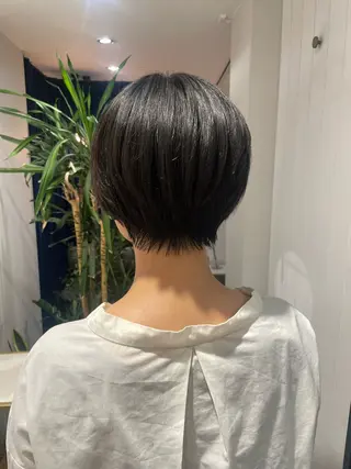 ショート 石川 優奈のヘアスタイル