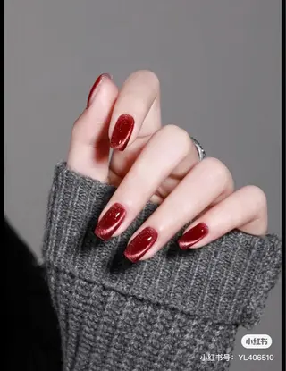 ネイル THE  ONE 藤本のネイルデザイン