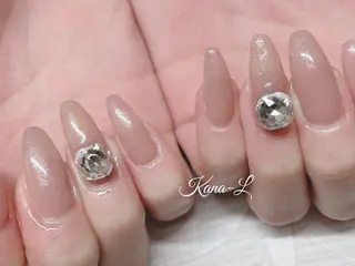 ネイル 芦辺 香奈のネイルデザイン