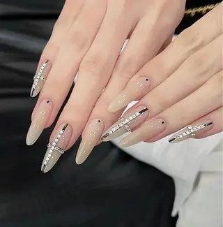 ネイル Ui_Amor (パラジェル)のネイルデザイン