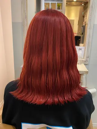 ミディアム カラー ANNA /艶髪/ハイトーンのヘアスタイル